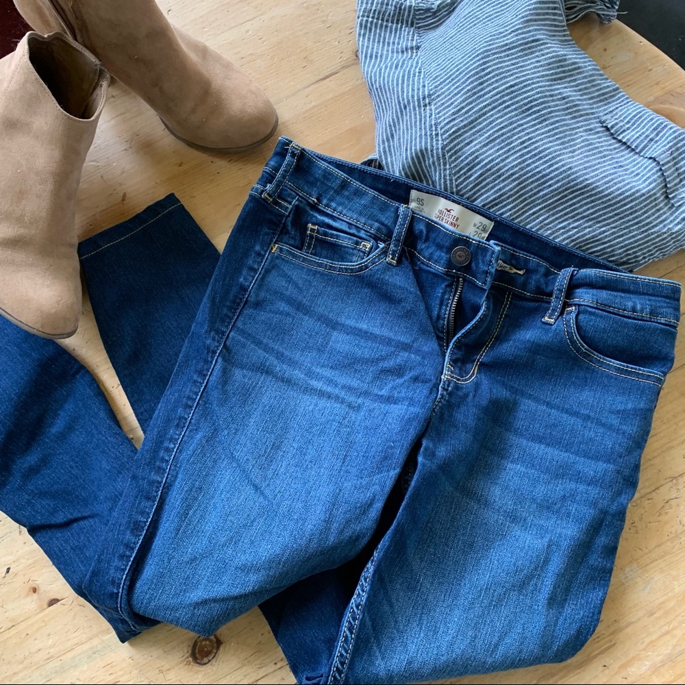 *Flash Denim Sale* Hollister Super Skinny’s